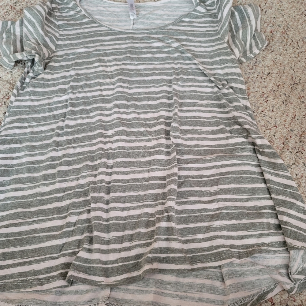 Lula Roe Top